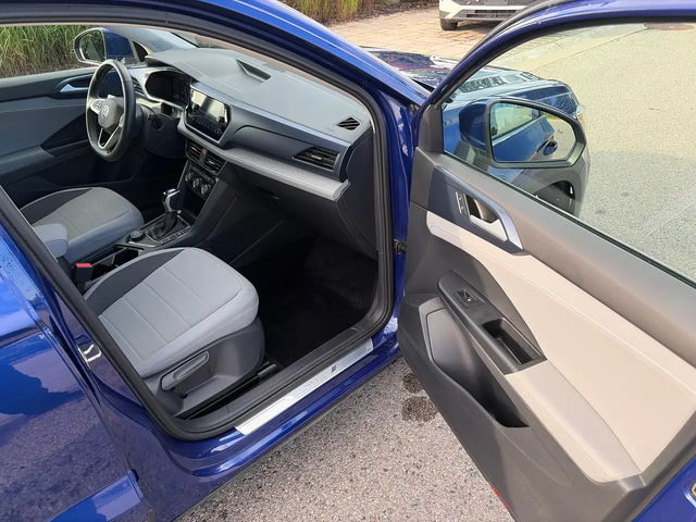 VW Taos Comfortline 4MOTION All Wheel Drive - автомобили, коли, обяви за нови и употребявани 12