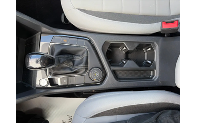 VW Taos Comfortline 4MOTION All Wheel Drive - автомобили, коли, обяви за нови и употребявани 18