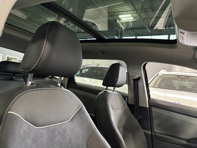 VW Taos Comfortline|PANOROOF|APPLECARPLAY|ANDROIDAUTO|+++ Front Wheel Drive - автомобили, коли, обяви за нови и употребявани 11