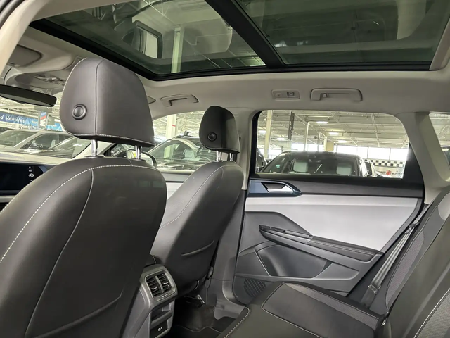 VW Taos Comfortline|PANOROOF|APPLECARPLAY|ANDROIDAUTO|+++ Front Wheel Drive - автомобили, коли, обяви за нови и употребявани 6