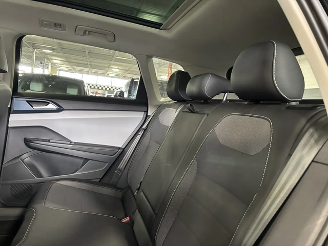 VW Taos Comfortline|PANOROOF|APPLECARPLAY|ANDROIDAUTO|+++ Front Wheel Drive - автомобили, коли, обяви за нови и употребявани 7