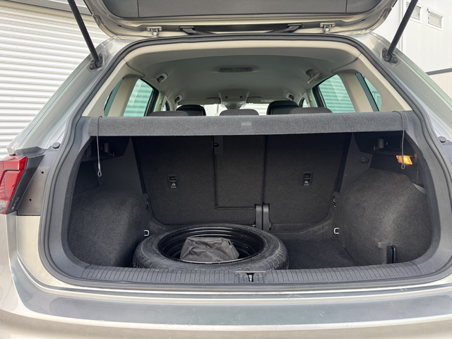 VW Tiguan 1.6tdi 116ps,6ck.,евро 6В,нави,климатрон.,мулти,usb, - автомобили, коли, обяви за нови и употребявани 13