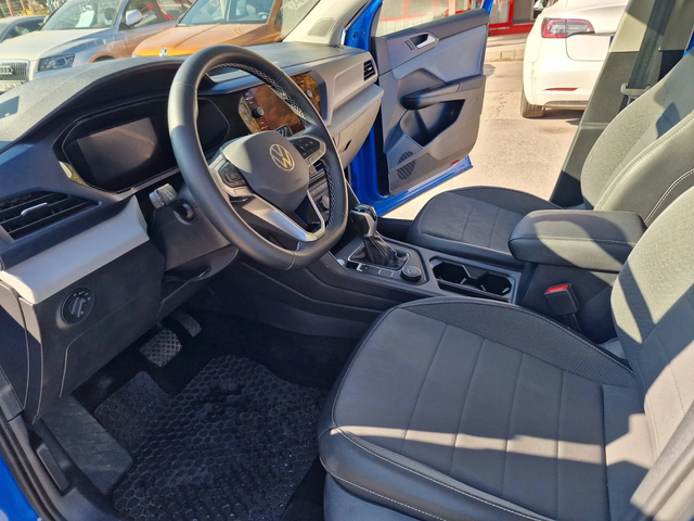 VW Tiguan VW TAOS/ 1.5 BENZ - автомобили, коли, обяви за нови и употребявани 9