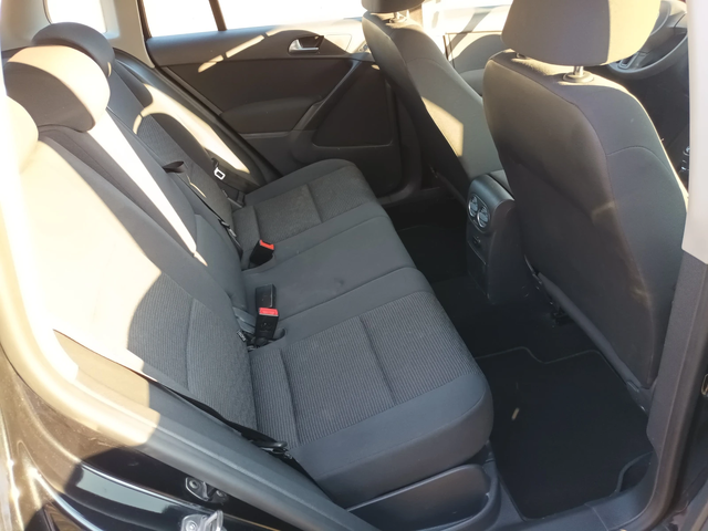 VW Tiguan 1.4i/ГАЗОВ ИНЖЕКЦИОН/4x4 - автомобили, коли, обяви за нови и употребявани 8