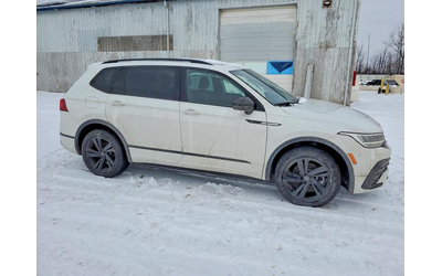 vw-tiguan-2-0l-4-all-wheel-drive - 4