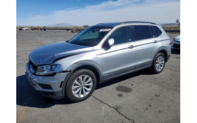 vw-tiguan-2-0l-4-front-wheel-drive - 1