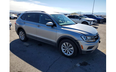 vw-tiguan-2-0l-4-front-wheel-drive - 4