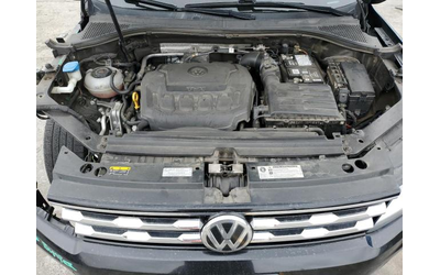 VW Tiguan 2.0L 4 Front-wheel Drive - автомобили, коли, обяви за нови и употребявани 12