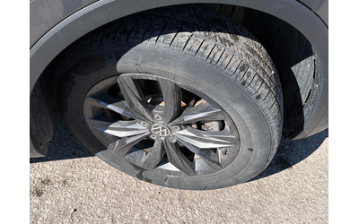 VW TIGUAN 2.0L 4cyl AWD - автомобили, коли, обяви за нови и употребявани 6