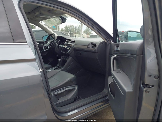 VW Tiguan 2.0L I-4 DI, DOHC, VVT, TURBO, 184HP Front Wheel Drive - автомобили, коли, обяви за нови и употребявани 4