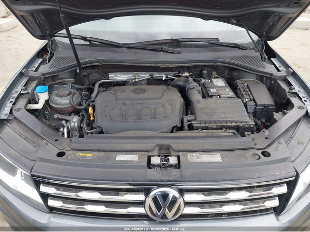 VW Tiguan 2.0L I-4 DI, DOHC, VVT, TURBO, 184HP Front Wheel Drive - автомобили, коли, обяви за нови и употребявани 9
