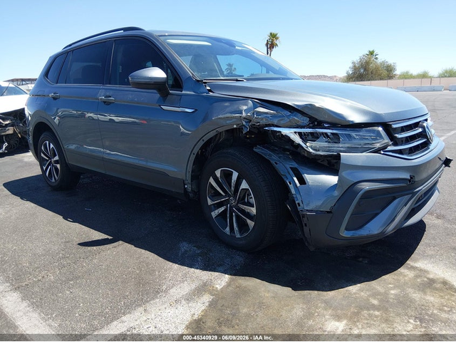 VW Tiguan 2.0L I-4 DI, DOHC, VVT, TURBO, 184HP Front Wheel Drive - автомобили, коли, обяви за нови и употребявани 0