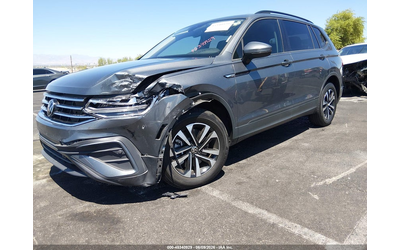 vw-tiguan-2-0l-i-4-di-dohc-vvt-turbo-184hp-front-wheel-drive - 1