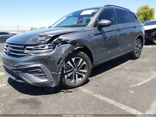VW Tiguan 2.0L I-4 DI, DOHC, VVT, TURBO, 184HP Front Wheel Drive - автомобили, коли, обяви за нови и употребявани 1
