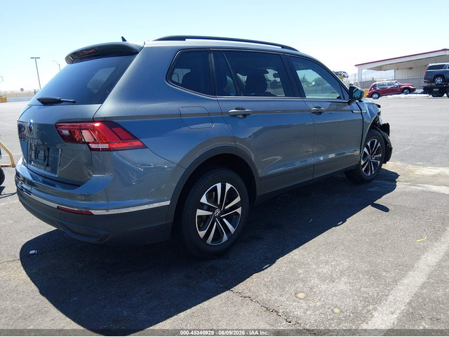 VW Tiguan 2.0L I-4 DI, DOHC, VVT, TURBO, 184HP Front Wheel Drive - автомобили, коли, обяви за нови и употребявани 3
