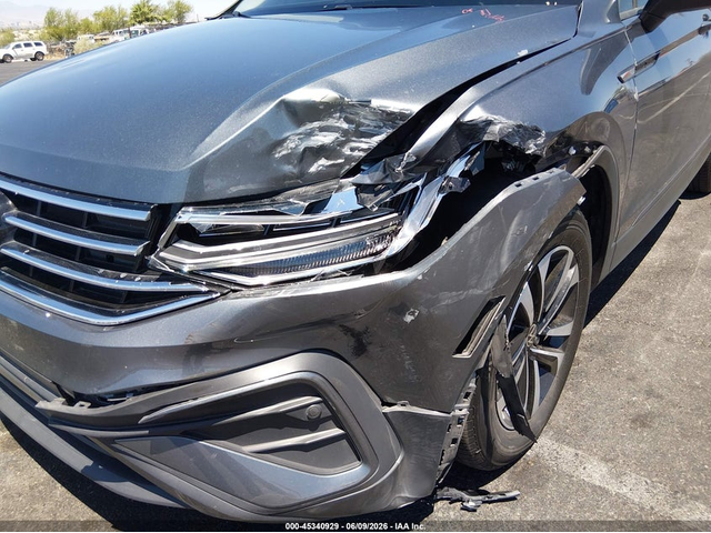 VW Tiguan 2.0L I-4 DI, DOHC, VVT, TURBO, 184HP Front Wheel Drive - автомобили, коли, обяви за нови и употребявани 5
