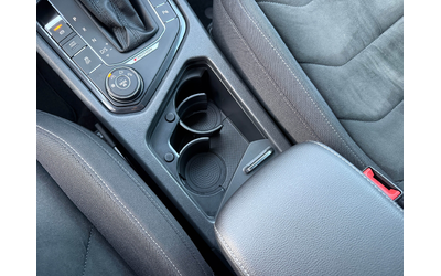 VW Tiguan 2.0TDI/4Motion - автомобили, коли, обяви за нови и употребявани 33