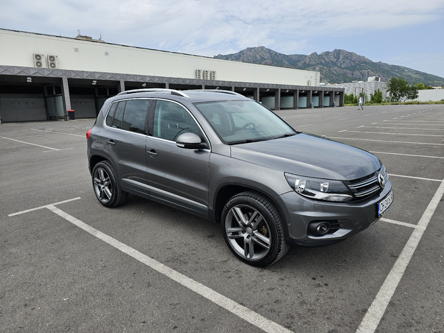 VW Tiguan 2.0TFSI 4-Motion - автомобили, коли, обяви за нови и употребявани 1