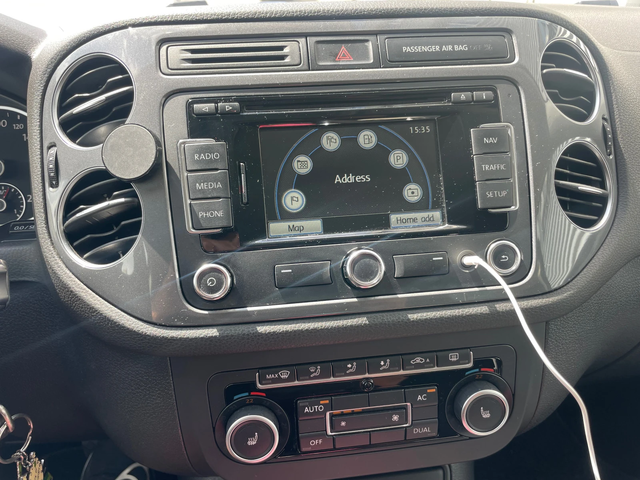 VW Tiguan 2.0TSI+ 4Motion+ Automatic+ Navi+ Подгрев - автомобили, коли, обяви за нови и употребявани 12