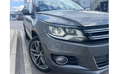 VW Tiguan 2.0TSI+ 4Motion+ Automatic+ Navi+ Подгрев - автомобили, коли, обяви за нови и употребявани 7
