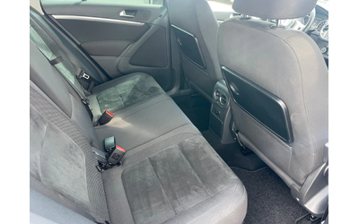 VW Tiguan 2.0TSI+ 4Motion+ Automatic+ Navi+ Подгрев - автомобили, коли, обяви за нови и употребявани 8