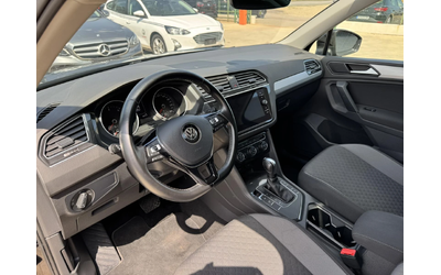 VW Tiguan 2.0* 150ps* DSG* LED* НАВИ* ПАРКТРОНИК - автомобили, коли, обяви за нови и употребявани 8