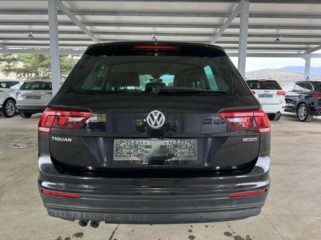 VW Tiguan 2.0 TDI* 150ps* 139хл.км* 4motion* НАВИ* КАМЕРА - автомобили, коли, обяви за нови и употребявани 3