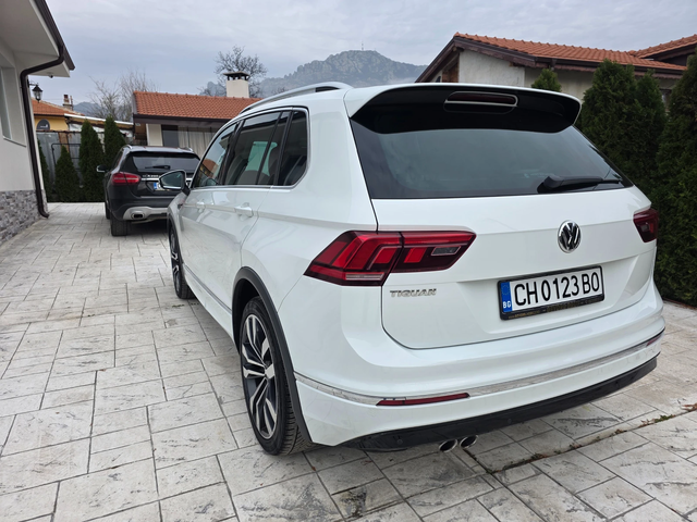 VW Tiguan 2.0 TDI R-LINE НАПЪЛНО ОБСЛУЖЕН - автомобили, коли, обяви за нови и употребявани 6