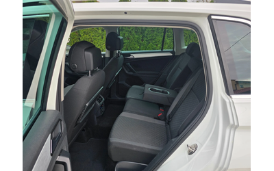 VW Tiguan 2.0 TDI R-LINE НАПЪЛНО ОБСЛУЖЕН - автомобили, коли, обяви за нови и употребявани 8