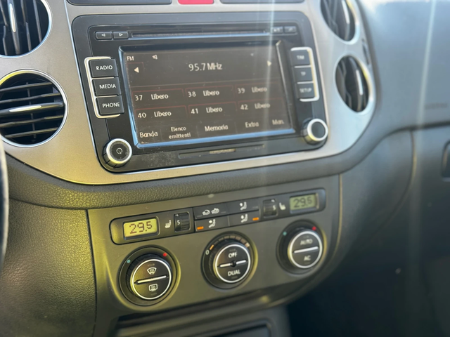 VW Tiguan 2.0TDI/4x4/140kc - автомобили, коли, обяви за нови и употребявани 10