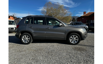 VW Tiguan 2.0TDI/4x4/140kc - автомобили, коли, обяви за нови и употребявани 7