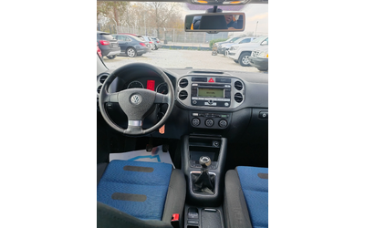 VW Tiguan 2.0, 140к.с. 4х4 - автомобили, коли, обяви за нови и употребявани 9