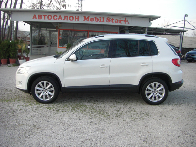 VW Tiguan 2.0TDI 4X4 AVTOMAT - автомобили, коли, обяви за нови и употребявани 1