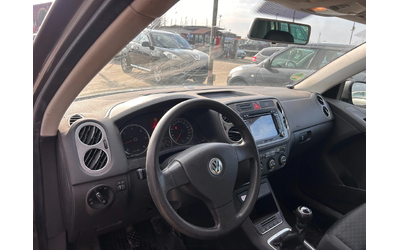 VW Tiguan 2.0TDI 4MOTION NAVI EURO 4 - автомобили, коли, обяви за нови и употребявани 10