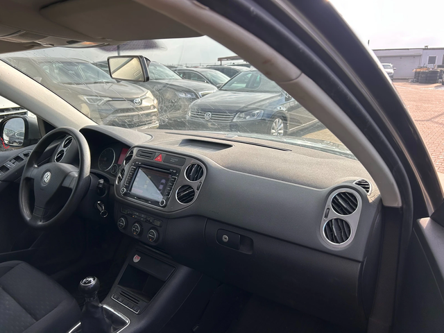 VW Tiguan 2.0TDI 4MOTION NAVI EURO 4 - автомобили, коли, обяви за нови и употребявани 9