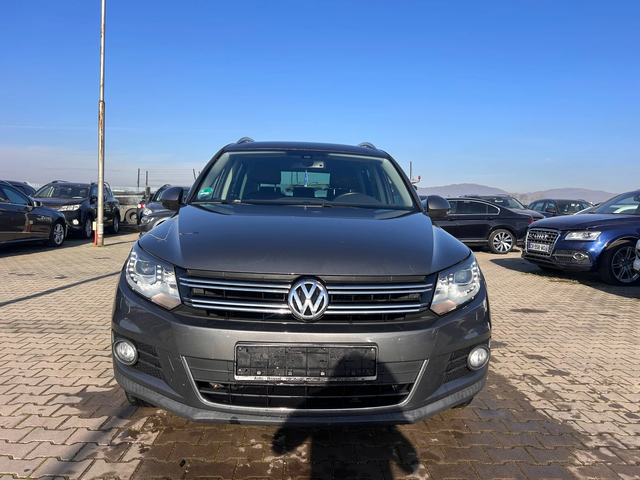 VW Tiguan 2.0TSI 4MOTION PANORAMA/NAVI/KOJA EURO 5 - автомобили, коли, обяви за нови и употребявани 2