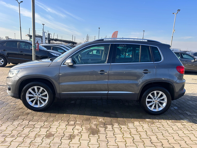 VW Tiguan 2.0TSI 4MOTION PANORAMA/NAVI/KOJA EURO 5 - автомобили, коли, обяви за нови и употребявани 8