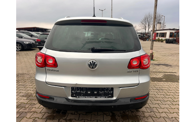 VW Tiguan 2.0TDI 4MOTION AVTOMAT/NAVI/PANORAMA EURO 4 - автомобили, коли, обяви за нови и употребявани 6