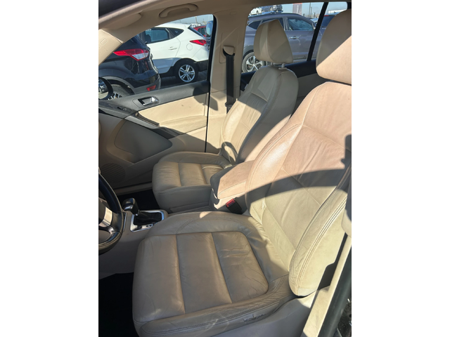 VW Tiguan 2.0TDI 4MOTION AVTOMAT/NAVI/KOJA EURO 4 - автомобили, коли, обяви за нови и употребявани 11