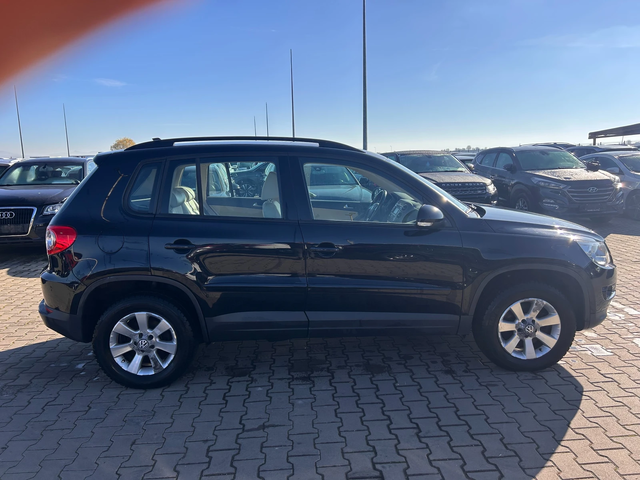 VW Tiguan 2.0TDI 4MOTION AVTOMAT/NAVI/KOJA EURO 4 - автомобили, коли, обяви за нови и употребявани 4