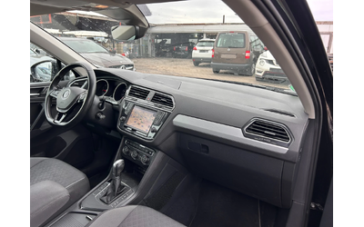 VW Tiguan 2.0TDI AVTOMAT/NAVI EURO 6 - автомобили, коли, обяви за нови и употребявани 9