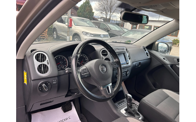 VW Tiguan 2.0TSI 4MOTION AVTOMAT/NAVI EURO 5 - автомобили, коли, обяви за нови и употребявани 10