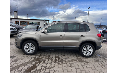 VW Tiguan 2.0TSI 4MOTION AVTOMAT/NAVI EURO 5 - автомобили, коли, обяви за нови и употребявани 8