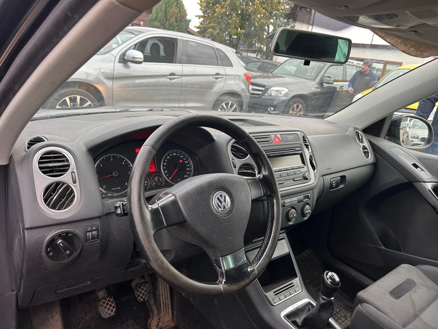VW Tiguan 2.0TDI 4MOTION EURO 4 - автомобили, коли, обяви за нови и употребявани 10