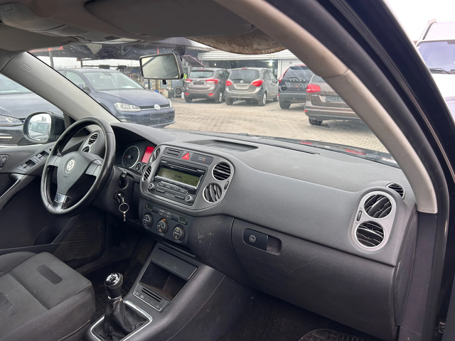VW Tiguan 2.0TDI 4MOTION EURO 4 - автомобили, коли, обяви за нови и употребявани 9