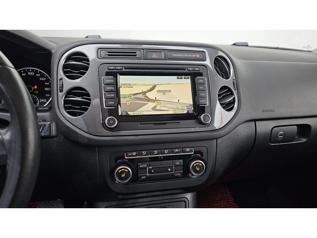 VW Tiguan 2.0TDI PREMIUM autogeorge.com - автомобили, коли, обяви за нови и употребявани 13