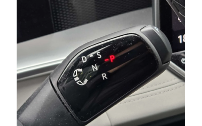 VW Tiguan * 4 Motion SE R Line Black * CARFAX * ЦЕНА ДО БГ - автомобили, коли, обяви за нови и употребявани 12