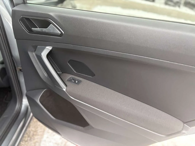 VW Tiguan * 4Motion S * CARFAX * ЦЕНА ДО БГ - автомобили, коли, обяви за нови и употребявани 6