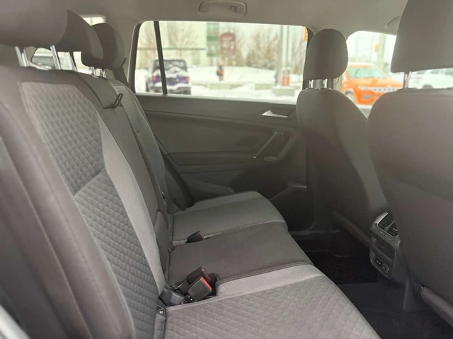 VW Tiguan * 4Motion S * CARFAX * ЦЕНА ДО БГ - автомобили, коли, обяви за нови и употребявани 8