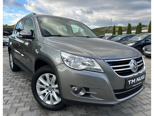 VW Tiguan 2.0TDI* 4 MOTION* AVTOMATIK* NAVI* TOP* - автомобили, коли, обяви за нови и употребявани 1